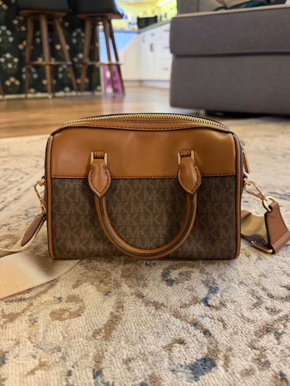 Michael Kors Brown Monogram Crossbody Bag - Picture 3 of 10